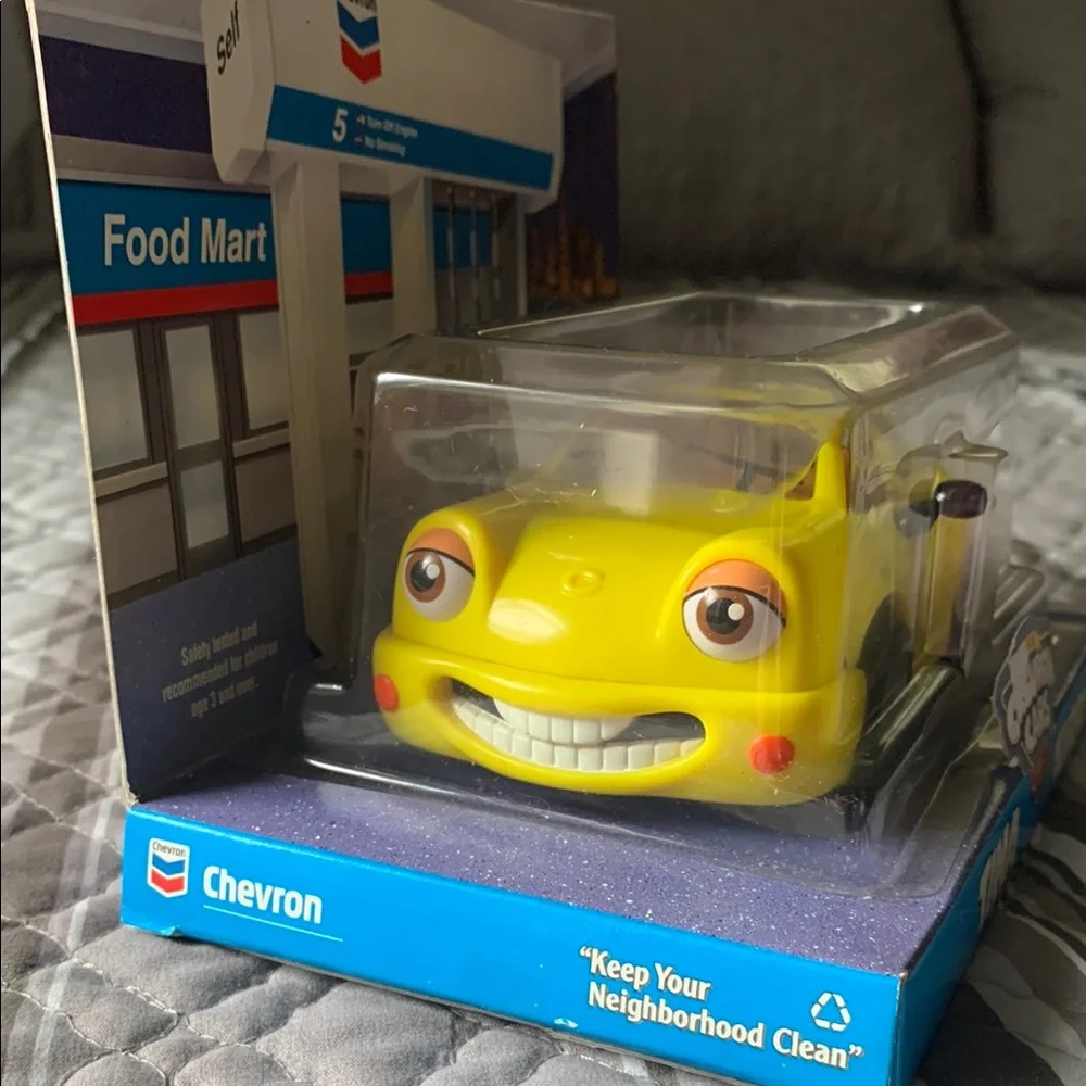 Tina Turbo- The Chevron Cars Vintage Collectible 1998 🆕